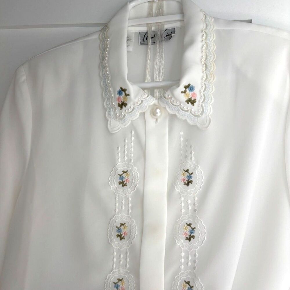 VTG 80s Kathy Che White Embroidered Pearl Scalloped Statement Collar Blouse M L - Picture 2 of 8